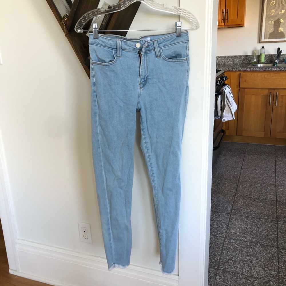 JUST BLACK DENIM jeans!